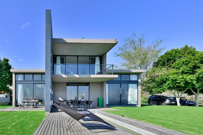 3 Bedroom Property for Sale in Klein Zevenwacht Western Cape